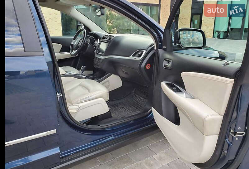 Внедорожник / Кроссовер Fiat Freemont 2013 в Каменец-Подольском