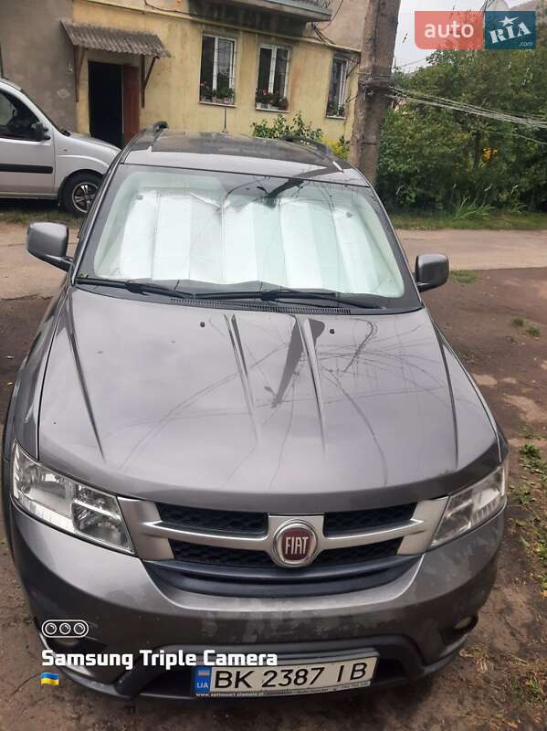 Внедорожник / Кроссовер Fiat Freemont 2013 в Нововолынске фото 4 Внедорожник / Кроссовер Fiat Freemont 2013 в Нововолынске