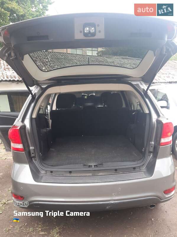 Внедорожник / Кроссовер Fiat Freemont 2013 в Нововолынске фото 5 Внедорожник / Кроссовер Fiat Freemont 2013 в Нововолынске