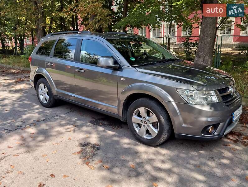 Позашляховик / Кросовер Fiat Freemont 2012 в Рівному