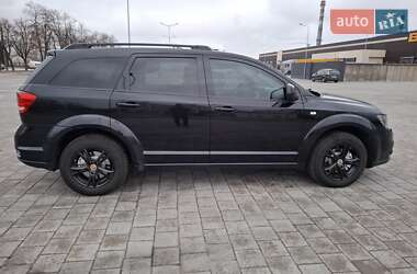 Позашляховик / Кросовер Fiat Freemont 2014 в 