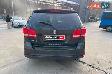 Внедорожник / Кроссовер Fiat Freemont 2012 в 