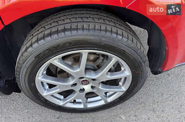 Внедорожник / Кроссовер Fiat Freemont 2012 в 