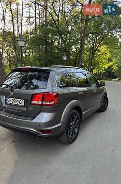 Внедорожник / Кроссовер Fiat Freemont 2013 в 