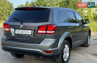 Внедорожник / Кроссовер Fiat Freemont 2011 в 
