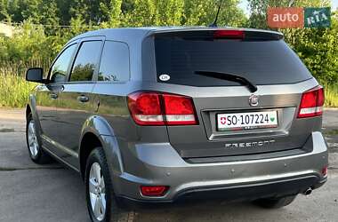 Внедорожник / Кроссовер Fiat Freemont 2011 в 