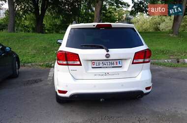 Внедорожник / Кроссовер Fiat Freemont 2013 в 