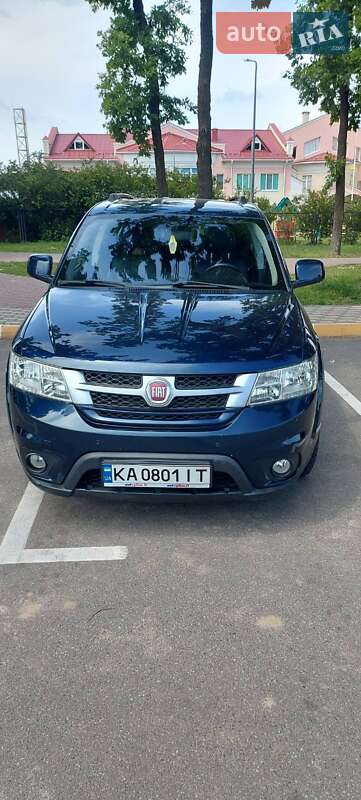 Позашляховик / Кросовер Fiat Freemont 2015 в 
