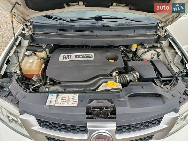 Внедорожник / Кроссовер Fiat Freemont 2012 в Бориславе