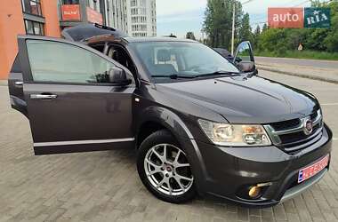 Внедорожник / Кроссовер Fiat Freemont 2014 в 