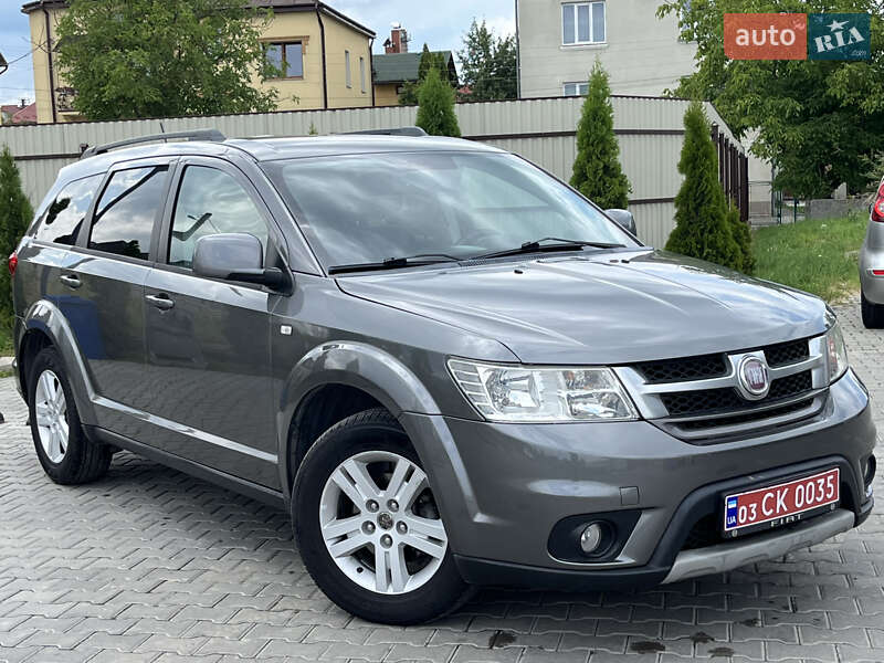 Fiat Freemont 2011