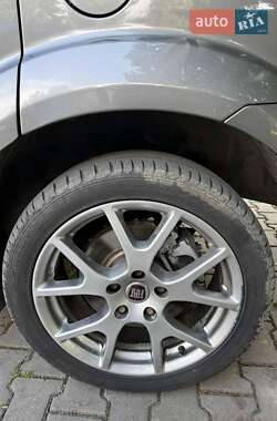 Внедорожник / Кроссовер Fiat Freemont 2013 в 