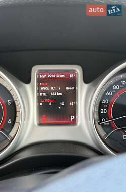Внедорожник / Кроссовер Fiat Freemont 2013 в 