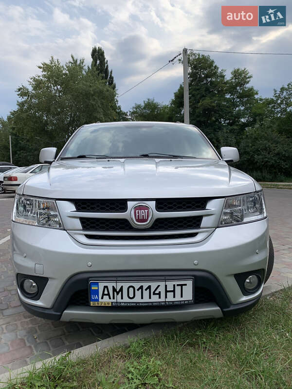 Внедорожник / Кроссовер Fiat Freemont 2014 в Житомире