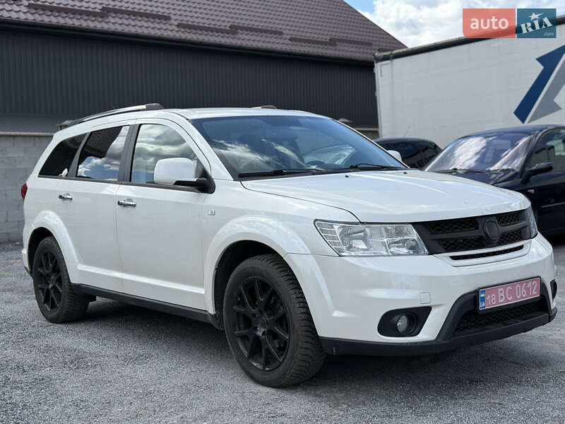 Внедорожник / Кроссовер Fiat Freemont 2014 в 