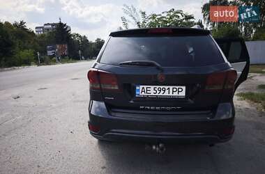 Внедорожник / Кроссовер Fiat Freemont 2012 в 