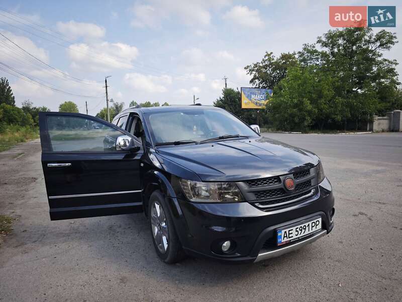 Внедорожник / Кроссовер Fiat Freemont 2012 в Пятихатках