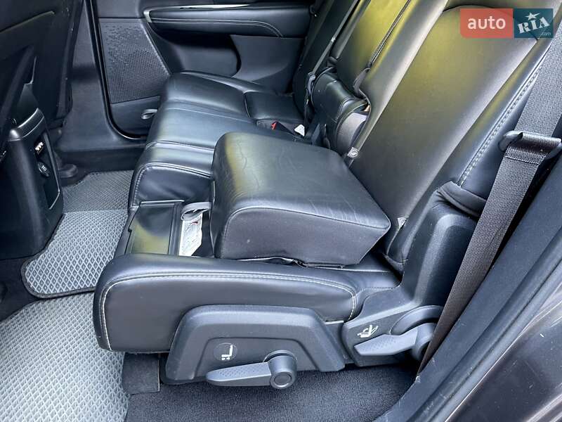 Позашляховик / Кросовер Fiat Freemont 2014 в Черкасах фото 21 Позашляховик / Кросовер Fiat Freemont 2014 в Черкасах