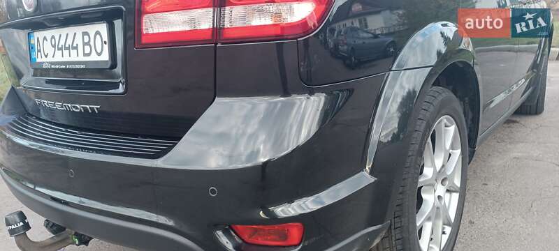 Внедорожник / Кроссовер Fiat Freemont 2012 в Нововолынске