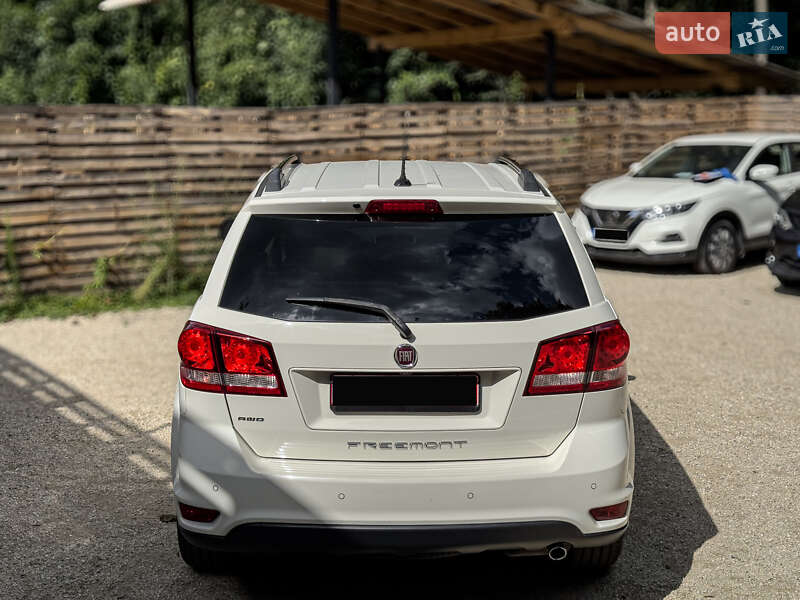 Позашляховик / Кросовер Fiat Freemont 2015 в Бродах