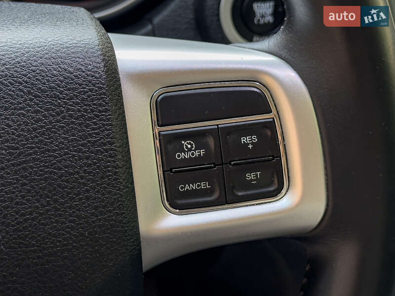 Позашляховик / Кросовер Fiat Freemont 2015 в Бродах