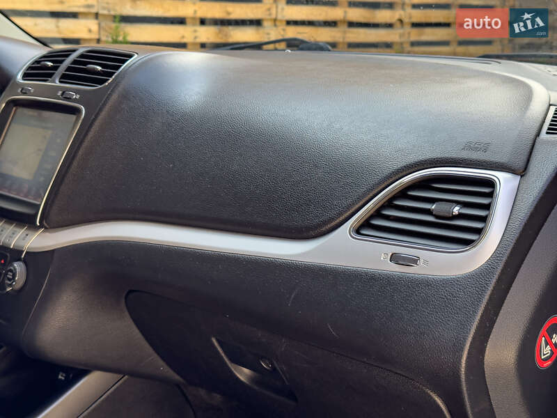 Позашляховик / Кросовер Fiat Freemont 2015 в Бродах