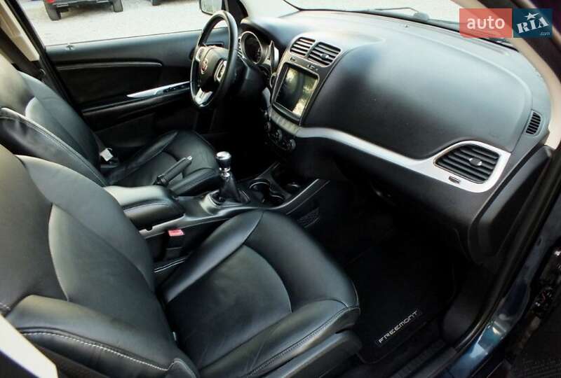 Позашляховик / Кросовер Fiat Freemont 2013 в Володимирі