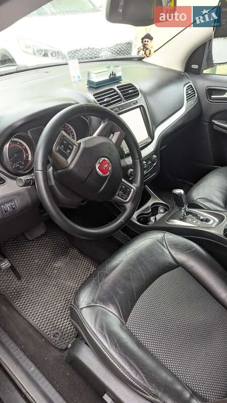 Позашляховик / Кросовер Fiat Freemont 2014 в Радивиліві