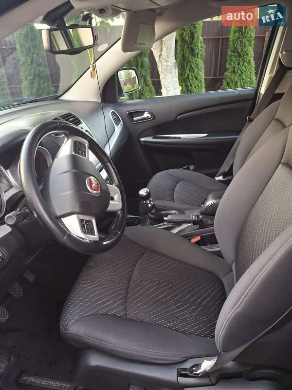 Позашляховик / Кросовер Fiat Freemont 2012 в Луцьку фото 10 Позашляховик / Кросовер Fiat Freemont 2012 в Луцьку