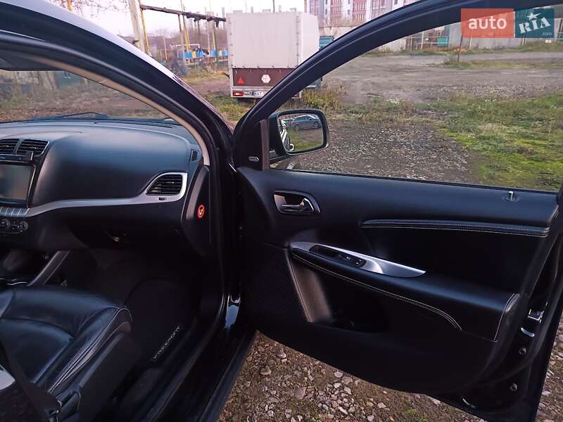 Позашляховик / Кросовер Fiat Freemont 2015 в Івано-Франківську фото 46 Позашляховик / Кросовер Fiat Freemont 2015 в Івано-Франківську