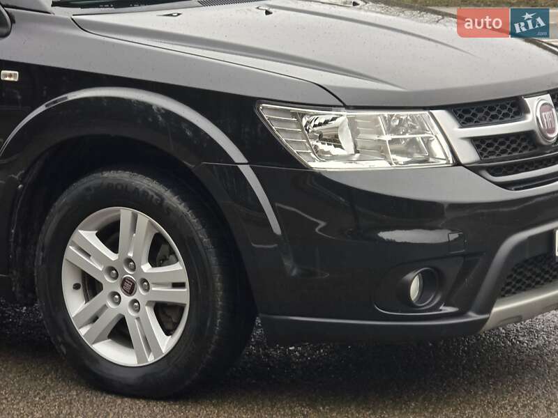 Позашляховик / Кросовер Fiat Freemont 2012 в Ковелі