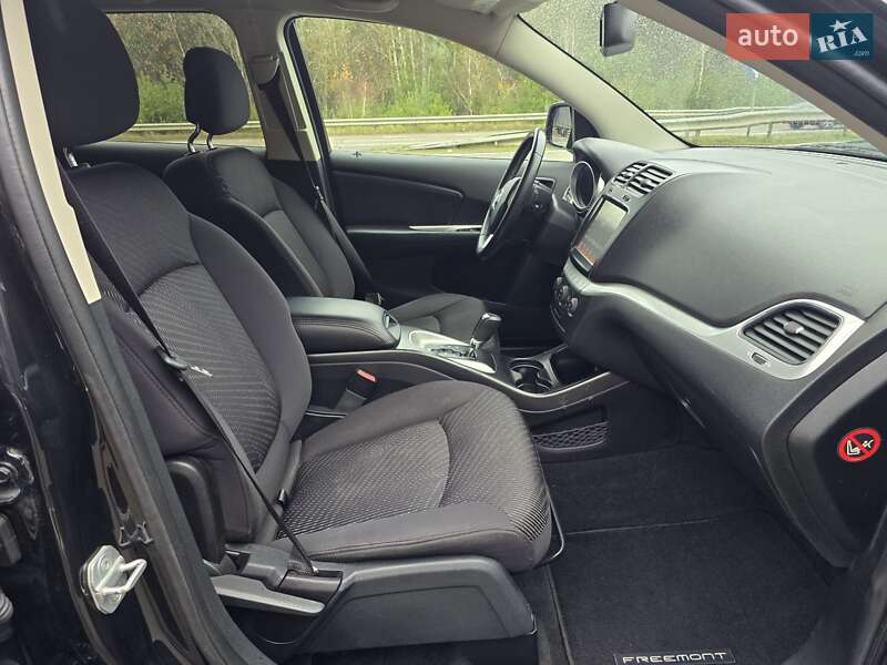 Позашляховик / Кросовер Fiat Freemont 2012 в Ковелі