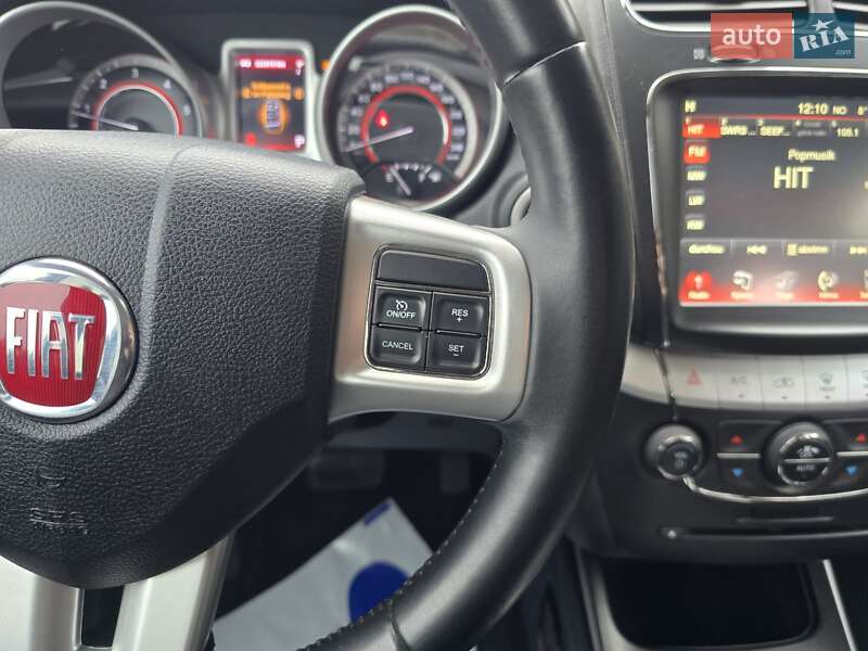 Позашляховик / Кросовер Fiat Freemont 2012 в Ковелі