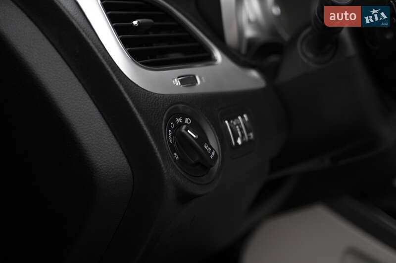 Позашляховик / Кросовер Fiat Freemont 2013 в Самборі