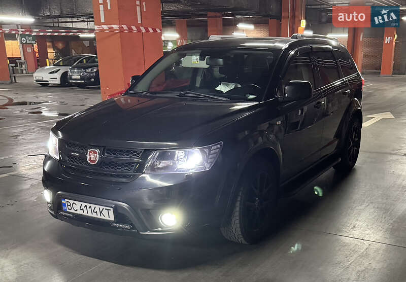 Позашляховик / Кросовер Fiat Freemont 2013 в Львові