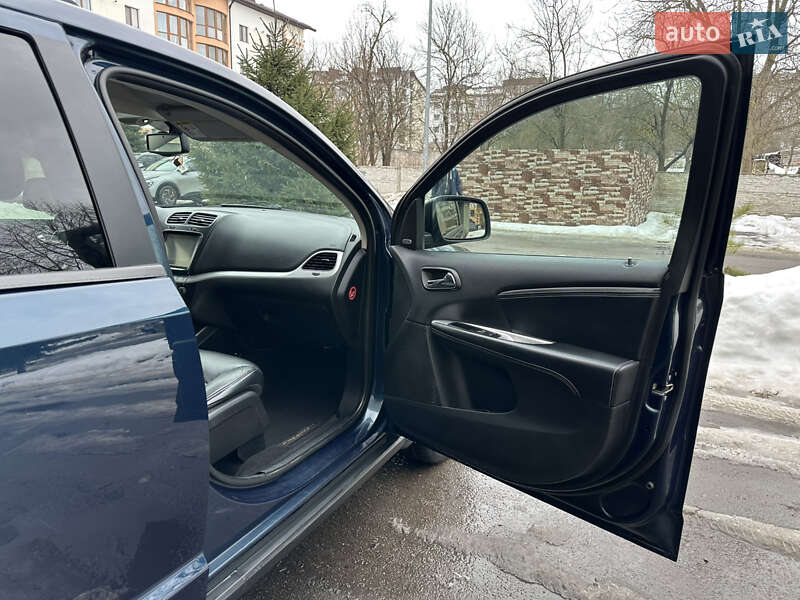 Внедорожник / Кроссовер Fiat Freemont 2013 в Ровно фото 28 Внедорожник / Кроссовер Fiat Freemont 2013 в Ровно