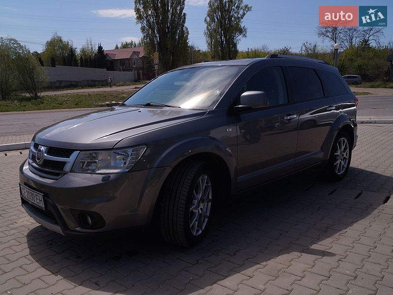 Внедорожник / Кроссовер Fiat Freemont 2013 в Черновцах