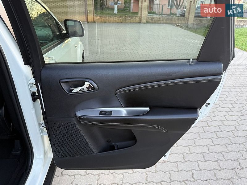 Позашляховик / Кросовер Fiat Freemont 2015 в Бродах