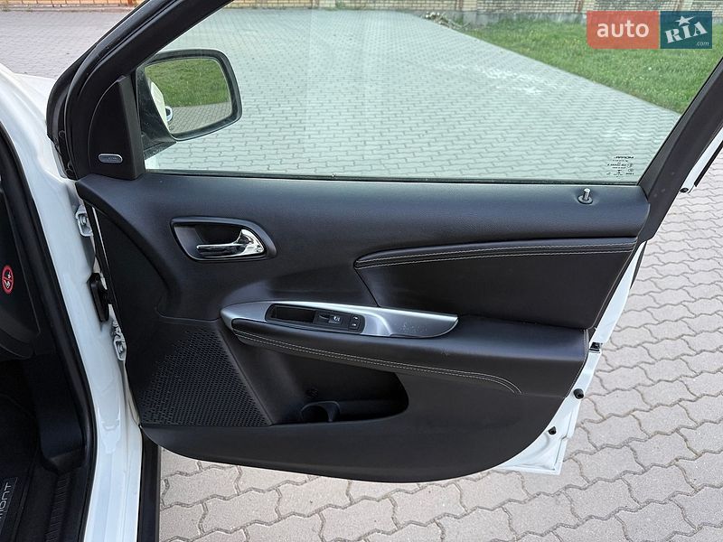 Позашляховик / Кросовер Fiat Freemont 2015 в Бродах
