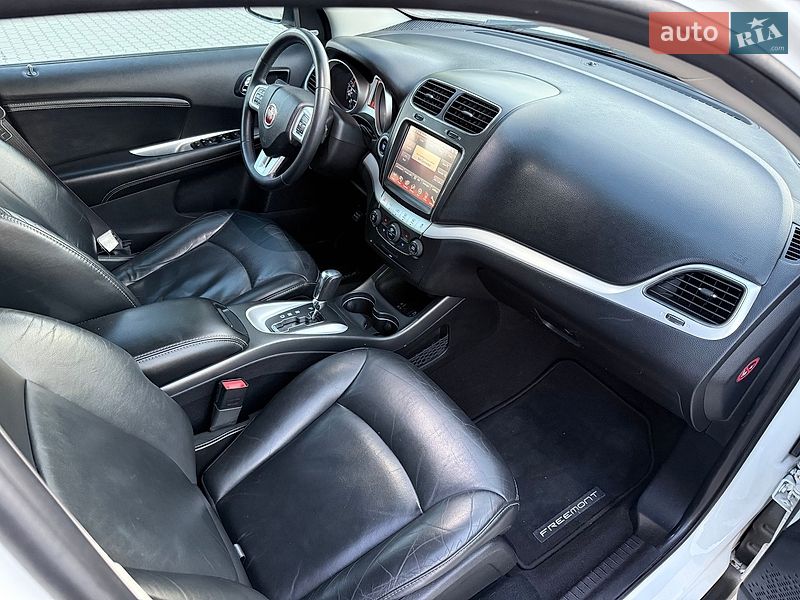 Позашляховик / Кросовер Fiat Freemont 2015 в Бродах
