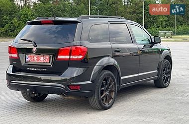 Внедорожник / Кроссовер Fiat Freemont 2015 в Радивилове
