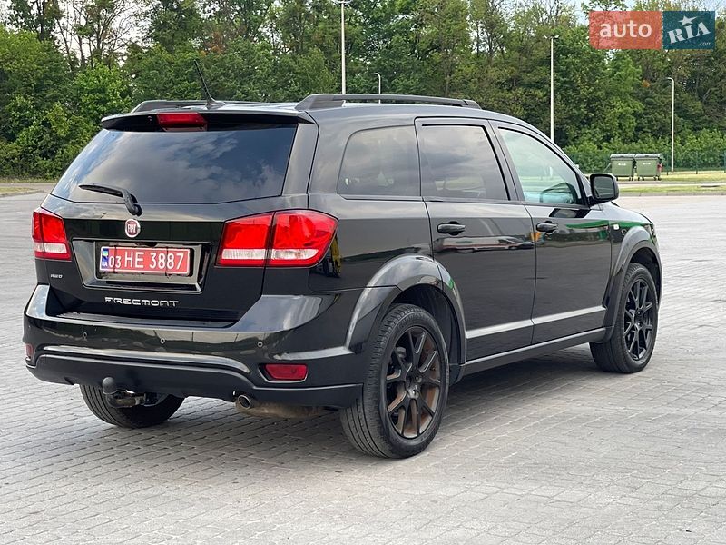 Внедорожник / Кроссовер Fiat Freemont 2015 в Радивилове