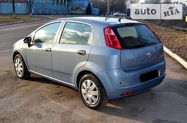 Хэтчбек Fiat Grande Punto 2011 в Киеве