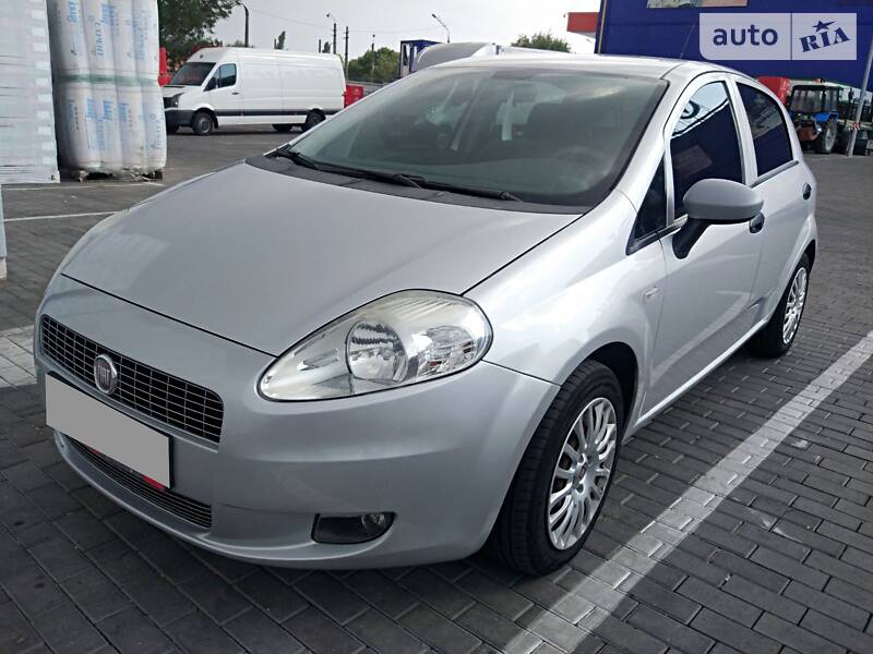 Хэтчбек Fiat Grande Punto 2011 в Николаеве