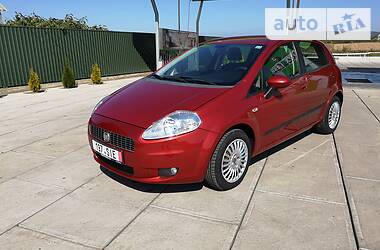 Седан Fiat Grande Punto 2008 в Тячеве