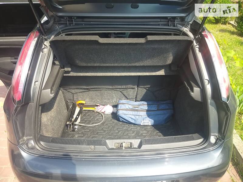 Хэтчбек Fiat Grande Punto 2012 в Тернополе