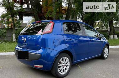 Хэтчбек Fiat Grande Punto 2011 в Киеве