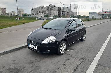 Fiat Grande Punto 2011 Fiat Grande Punto 2011