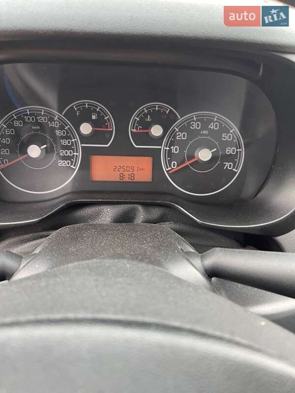 Хэтчбек Fiat Grande Punto 2007 в Чернигове