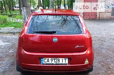 Хэтчбек Fiat Grande Punto 2006 в Звенигородке